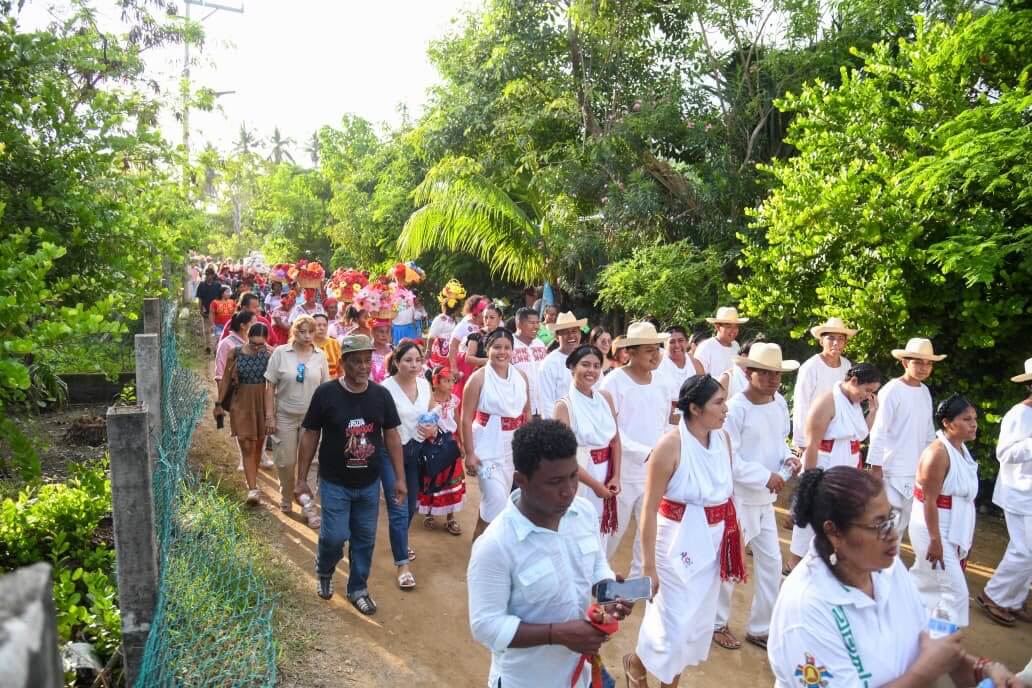 La primera Guelaguetza Afro reunió historia, resistencia y alegría en Chacahua Isla